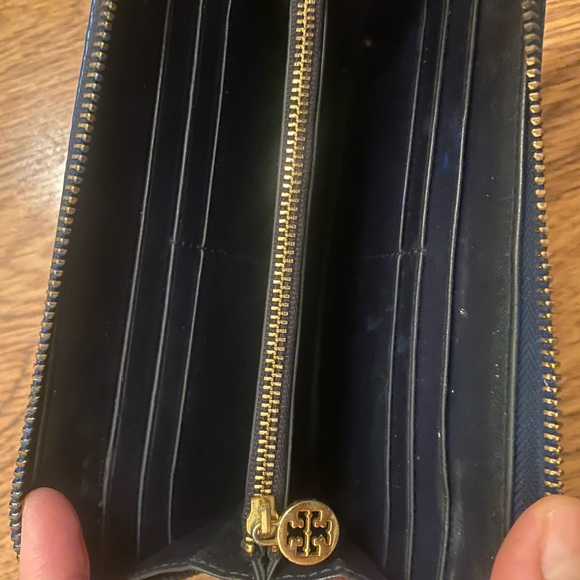 Tory Burch Wallet - Picture 3 of 3
